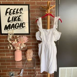 🕊 MADEWELL LEILANI WHITE EYELET APRON DRESS